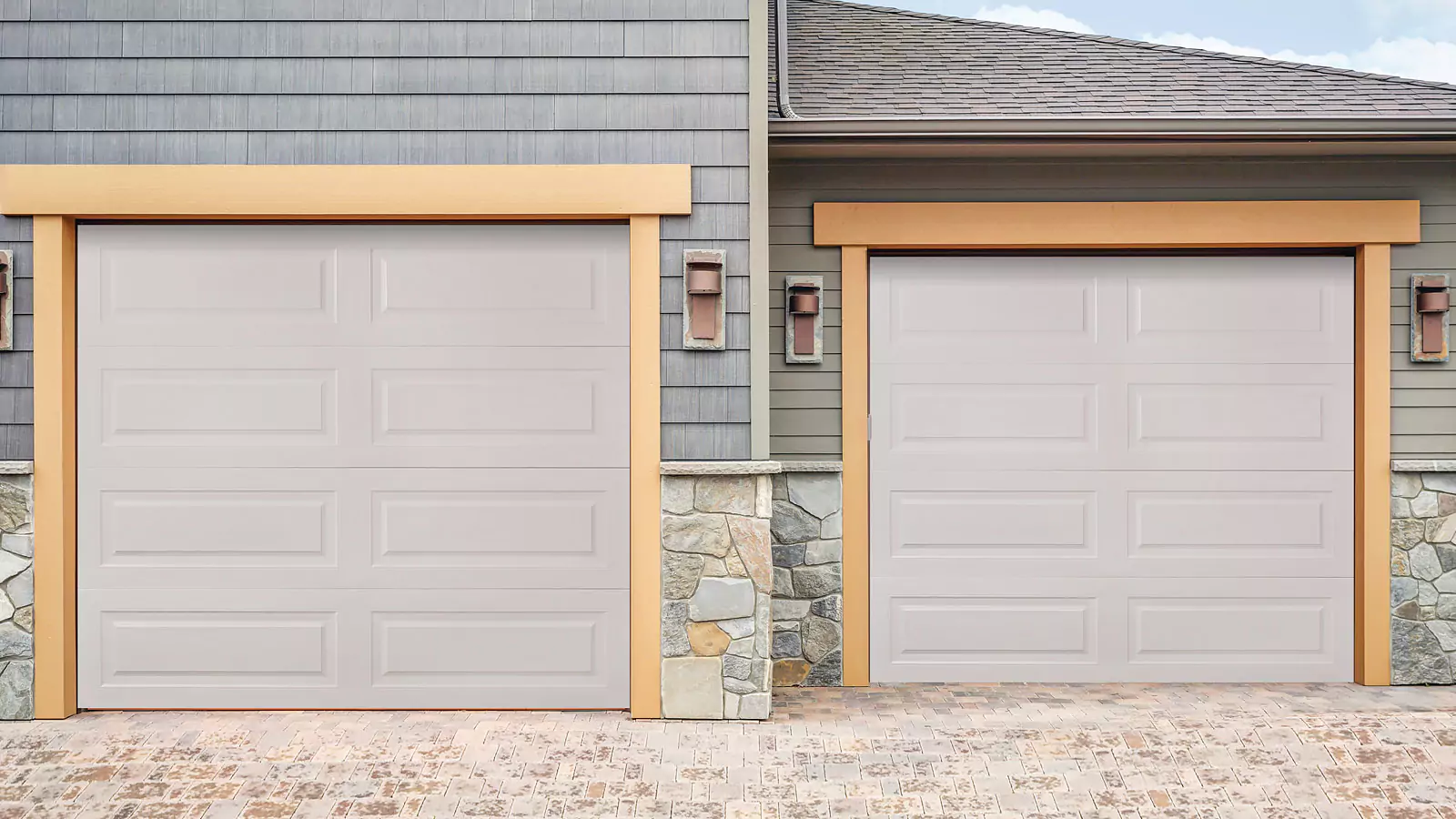 Impression Fiberglass Collection® Garage Doors